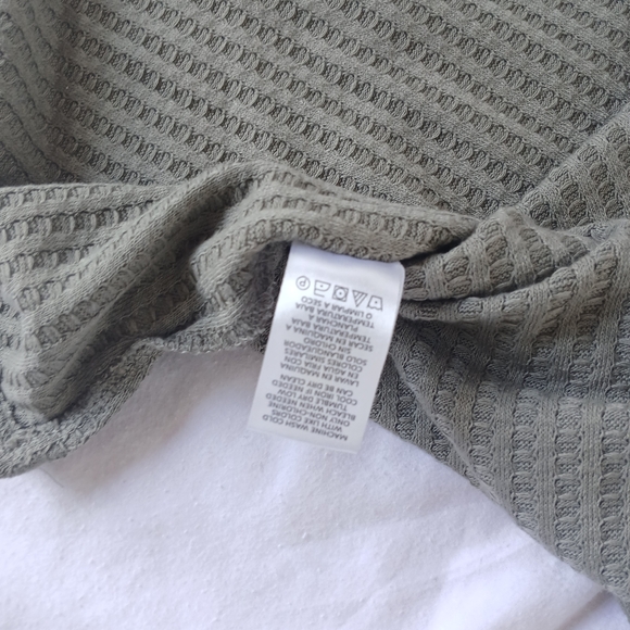 Chaser Women's Long Sleeve Waffle Knit Thermal Top Green Size Large - Picture 6 of 14